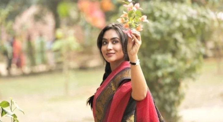 তবু আমাদের ধূসর জীবনে ঈদ আসে :জাকিয়া বারী মম